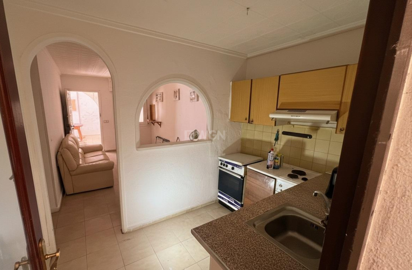 Odsprzedaż - Bungalow - Torrevieja - La Siesta - El Salado - Torreta