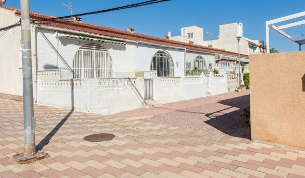 Odsprzedaż - Bungalow - Torrevieja - La Siesta - El Salado - Torreta
