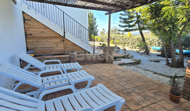 Odsprzedaż - Villa - Alcaucín - Inland