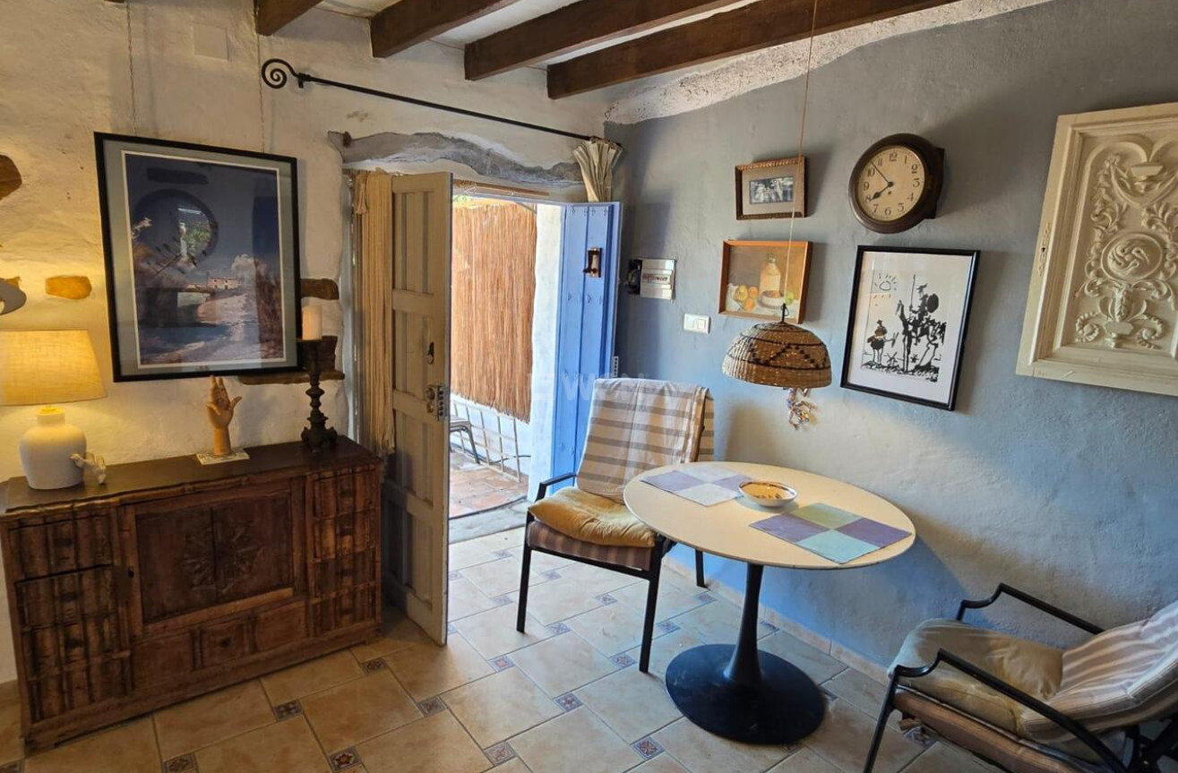 Odsprzedaż - Kamienica - Vinuela - Inland