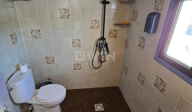 Odsprzedaż - Kamienica - Vinuela - Inland