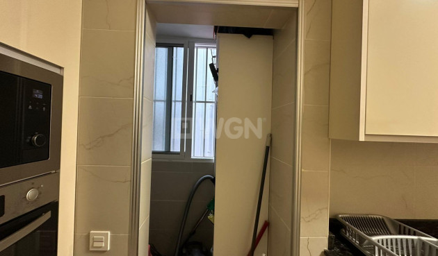 Odsprzedaż - Mieszkanie w bloku - Torrevieja - La Mata Pueblo