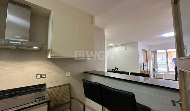 Odsprzedaż - Mieszkanie w bloku - Torrevieja - La Mata Pueblo