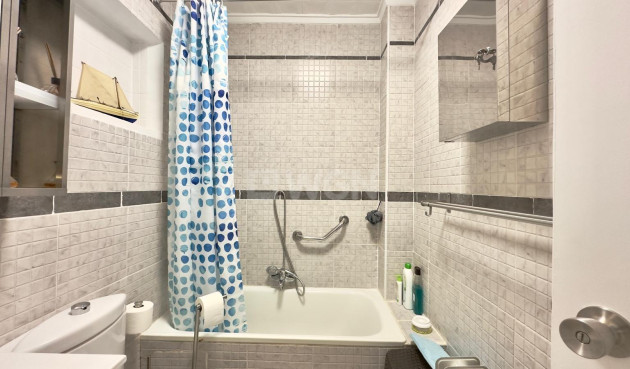 Odsprzedaż - Kamienica - Torrevieja - La Siesta - El Salado - Torreta