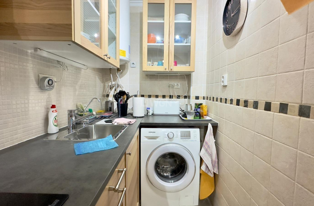 Odsprzedaż - Kamienica - Torrevieja - La Siesta - El Salado - Torreta