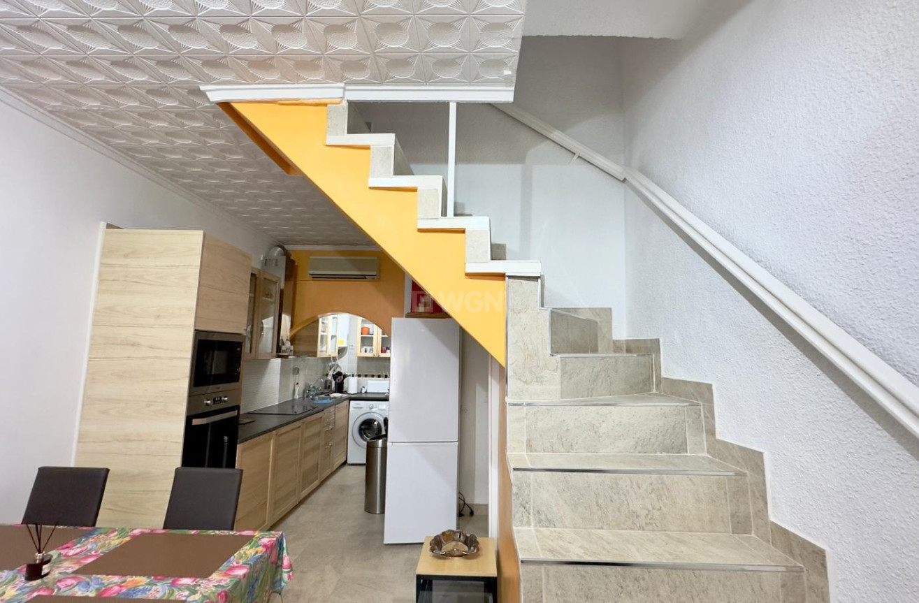 Odsprzedaż - Kamienica - Torrevieja - La Siesta - El Salado - Torreta