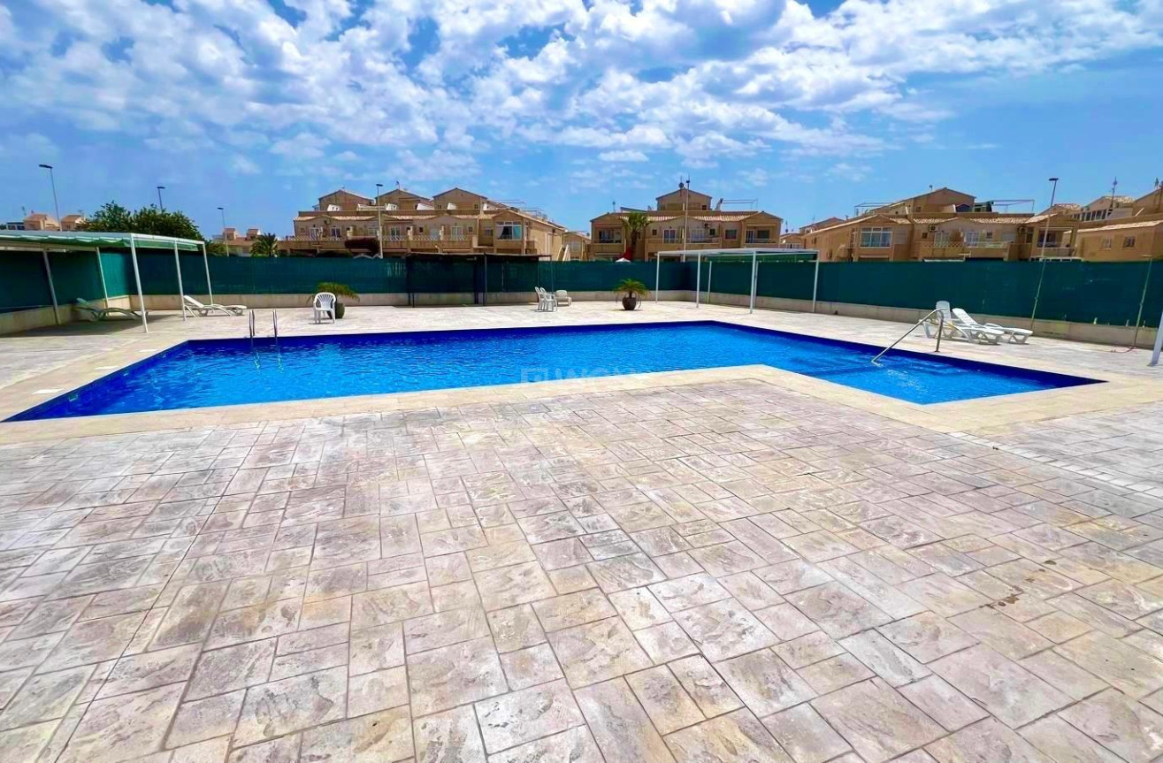 Odsprzedaż - Kamienica - Torrevieja - La Siesta - El Salado - Torreta