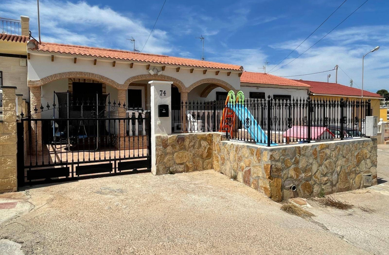 Odsprzedaż - Kamienica - Pilar de la Horadada - Zona Pueblo