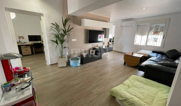 Odsprzedaż - Kamienica - Pilar de la Horadada - Zona Pueblo