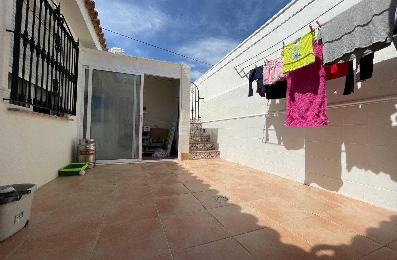 Odsprzedaż - Kamienica - Pilar de la Horadada - Zona Pueblo