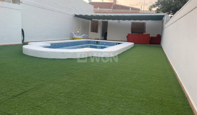 Odsprzedaż - Kamienica - Pilar de la Horadada - Zona Pueblo