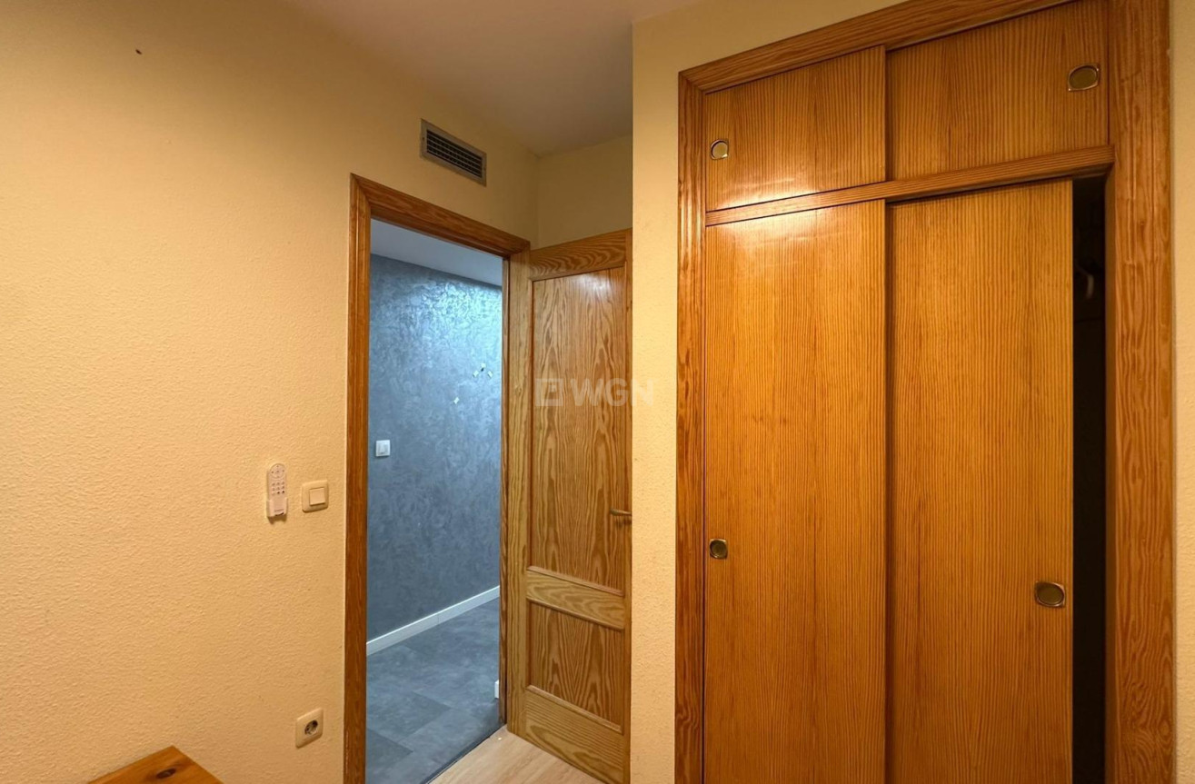 Resale - Apartment / flat - Torrevieja - Centro