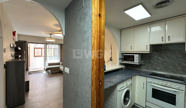 Resale - Apartment / flat - Torrevieja - Centro