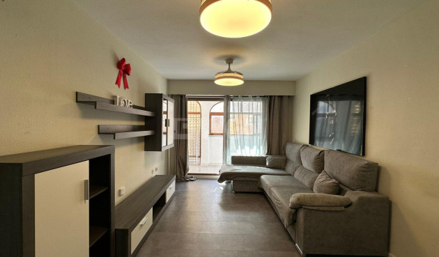 Resale - Apartment / flat - Torrevieja - Centro