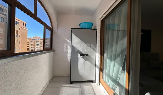 Resale - Apartment / flat - Torrevieja - Centro