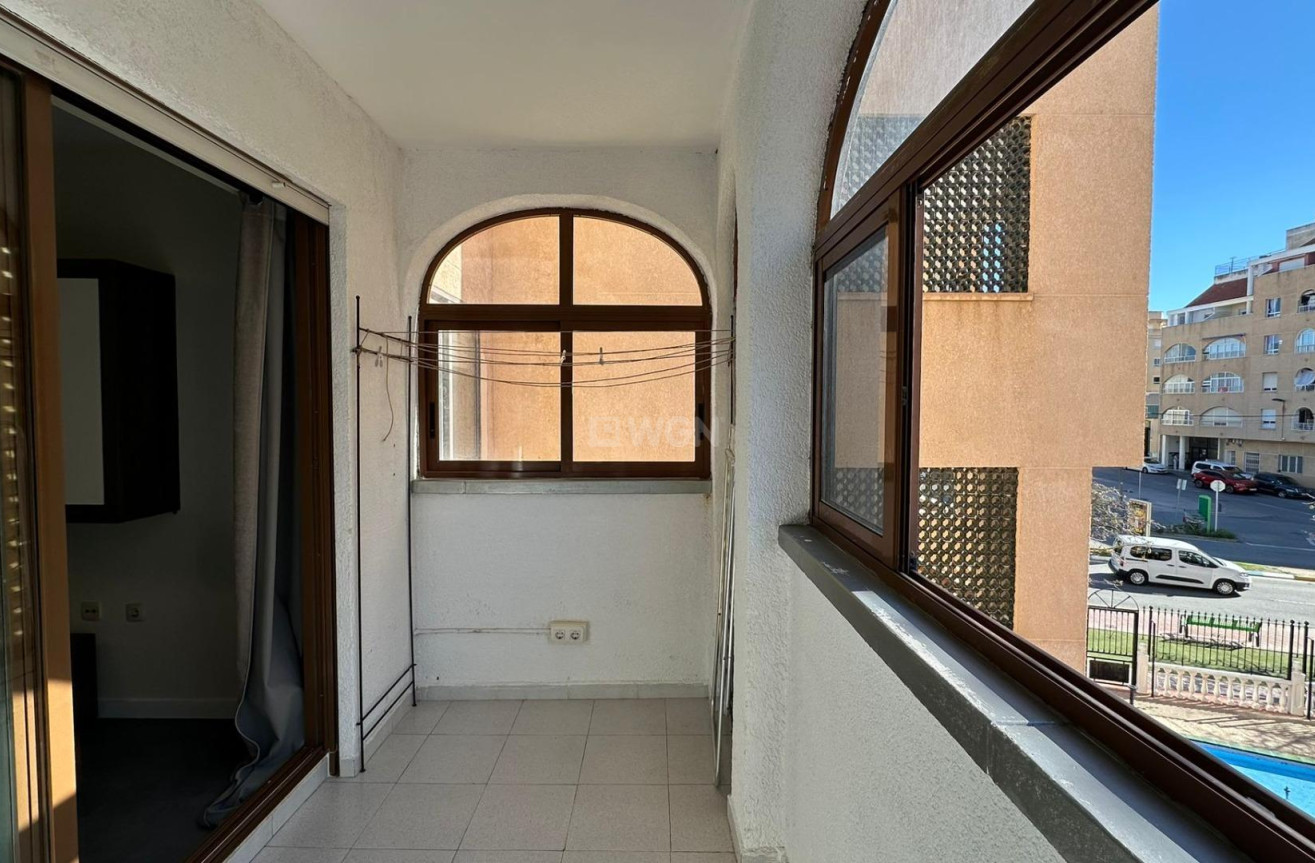 Resale - Apartment / flat - Torrevieja - Centro