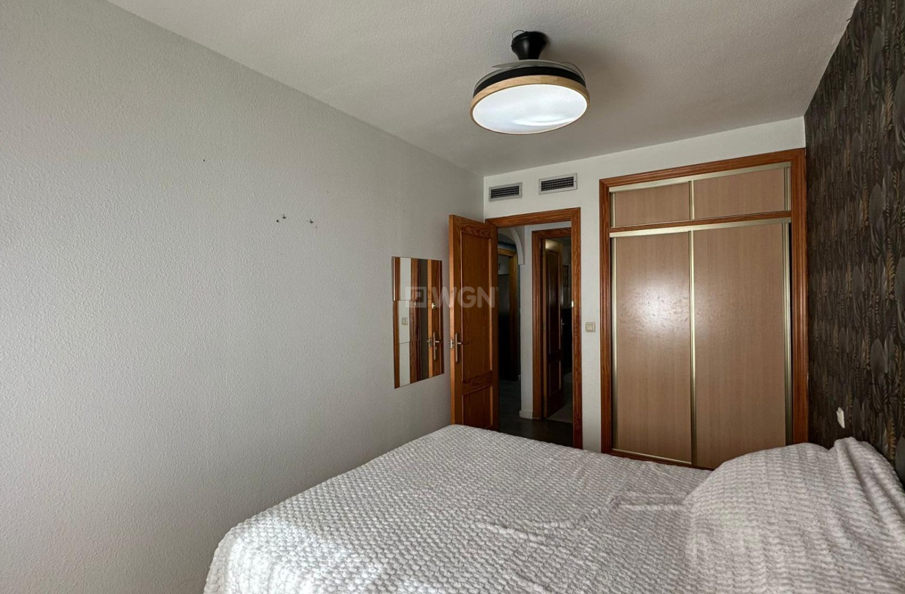 Resale - Apartment / flat - Torrevieja - Centro