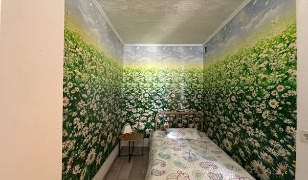 Resale - Apartment / flat - Torrevieja - Centro