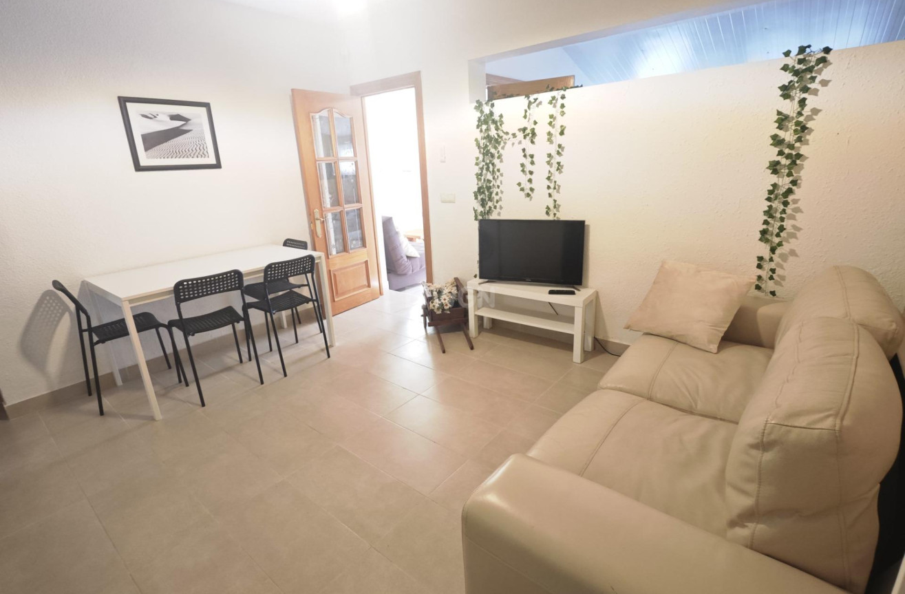 Odsprzedaż - Bungalow - Torrevieja - Playa del Cura
