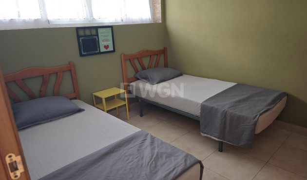 Odsprzedaż - Bungalow - Torrevieja - Playa del Cura