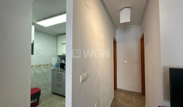 Resale - Apartment / flat - Torrevieja - Estacion De Autobuses