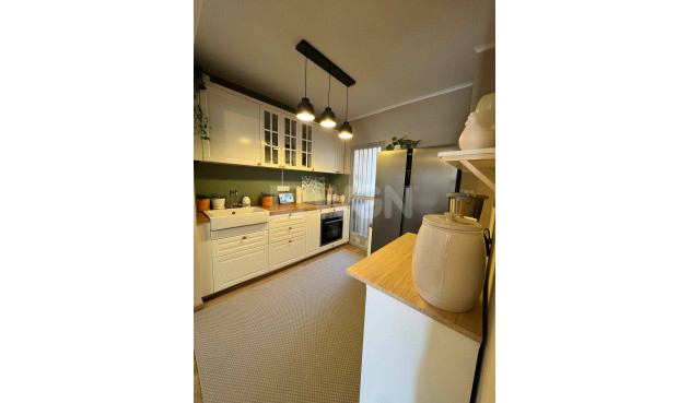 Odsprzedaż - Mieszkanie w bloku - Pilar de la Horadada - La Torre de la Horadada