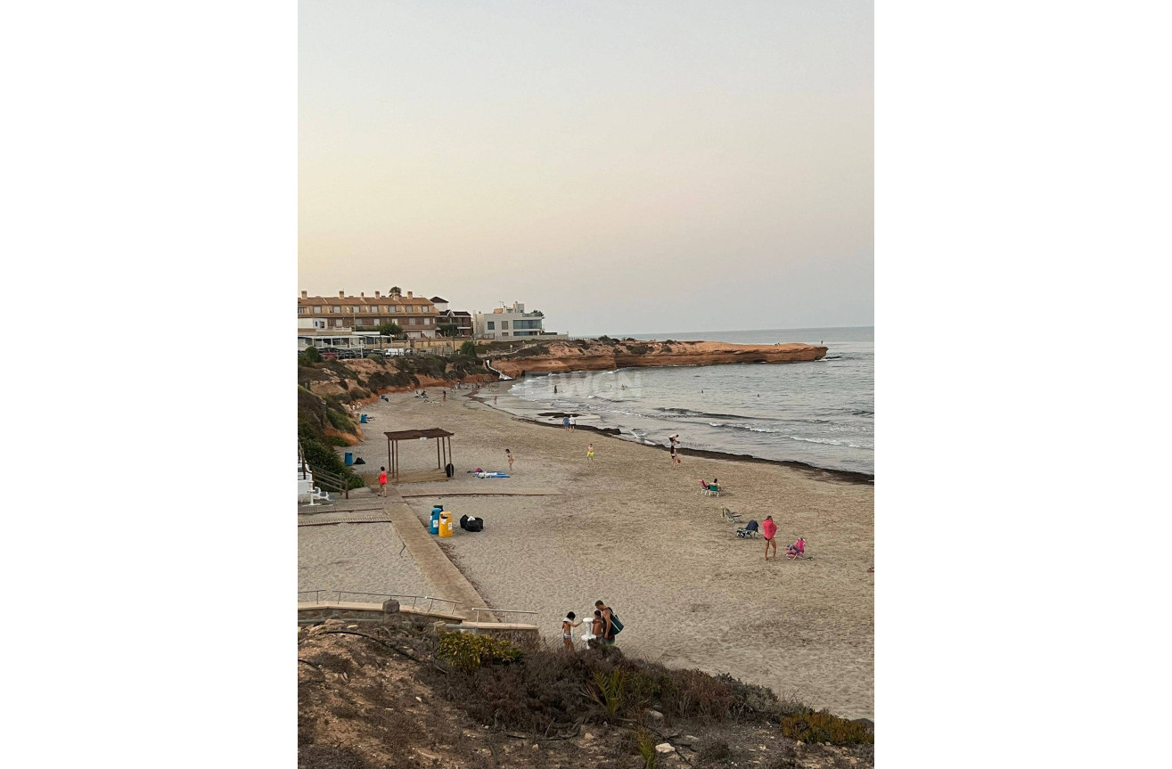 Odsprzedaż - Mieszkanie w bloku - Pilar de la Horadada - La Torre de la Horadada