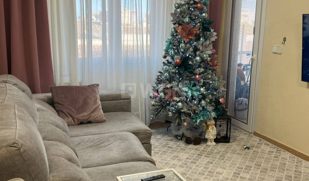 Resale - Apartment / flat - Torrevieja - aguas nuevas