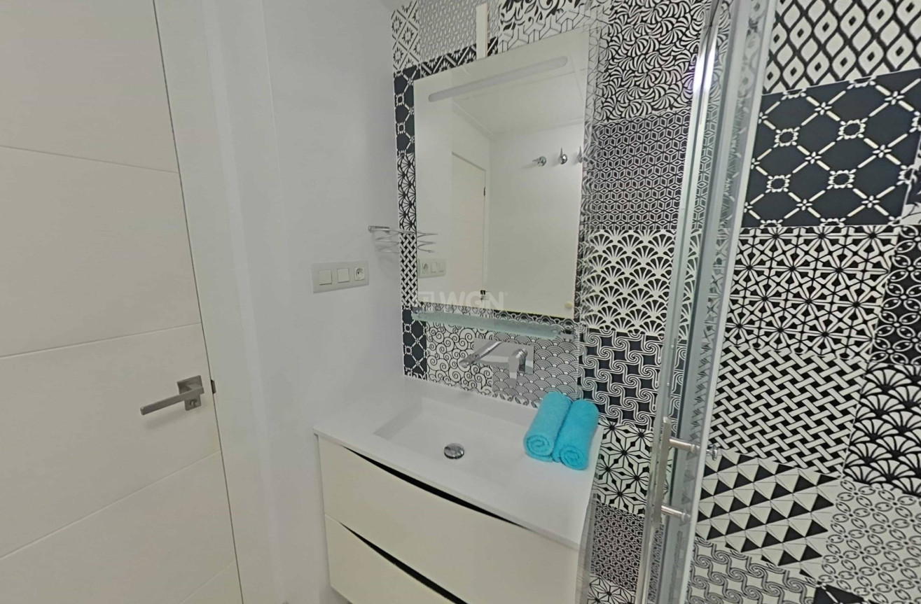 Odsprzedaż - Mieszkanie w bloku - Pilar de la Horadada - La Torre de la Horadada