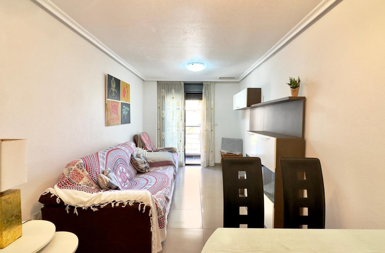 Resale - Apartment / flat - Torrevieja