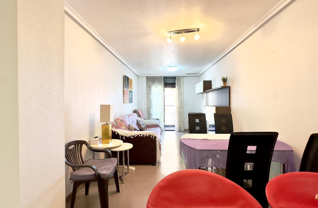 Resale - Apartment / flat - Torrevieja