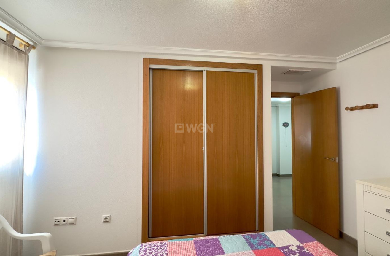 Resale - Apartment / flat - Torrevieja