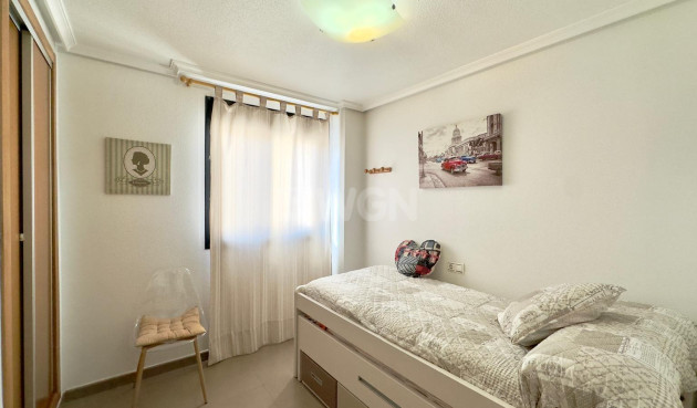Resale - Apartment / flat - Torrevieja