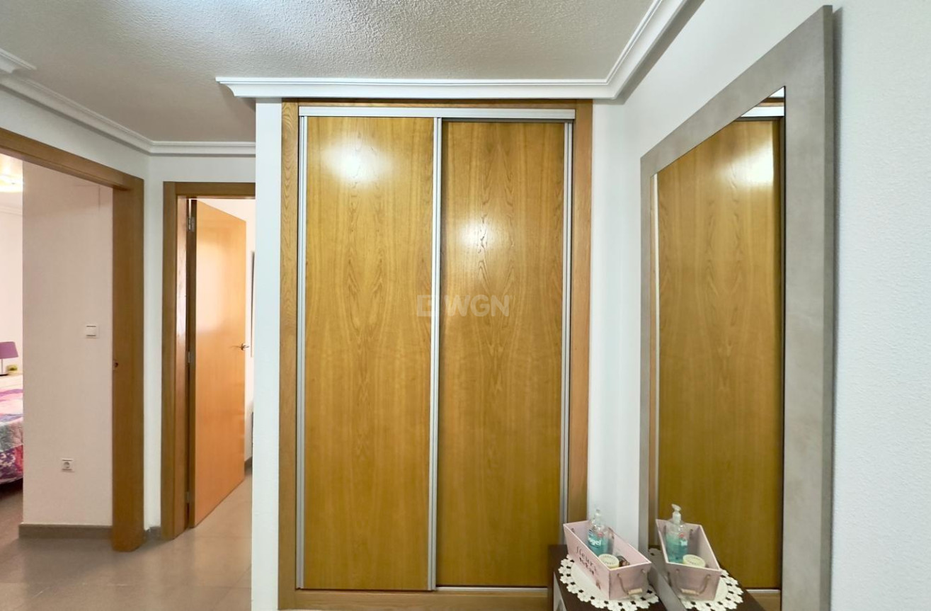 Resale - Apartment / flat - Torrevieja