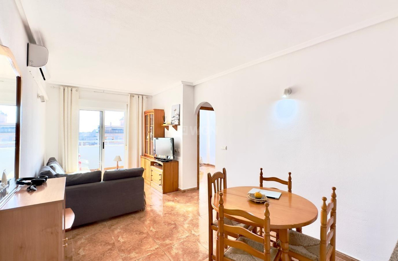Wiederverkauf - Wohnung - Torrevieja - Centro