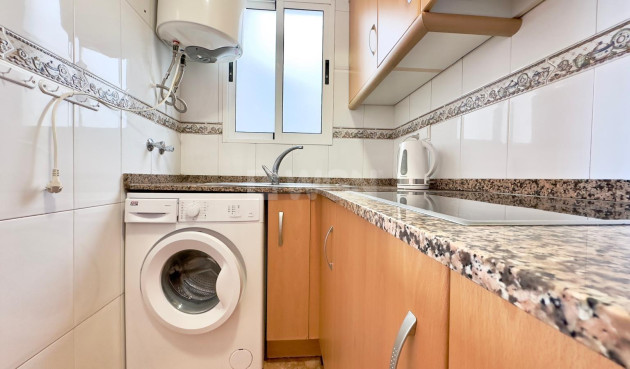 Wiederverkauf - Wohnung - Torrevieja - Centro