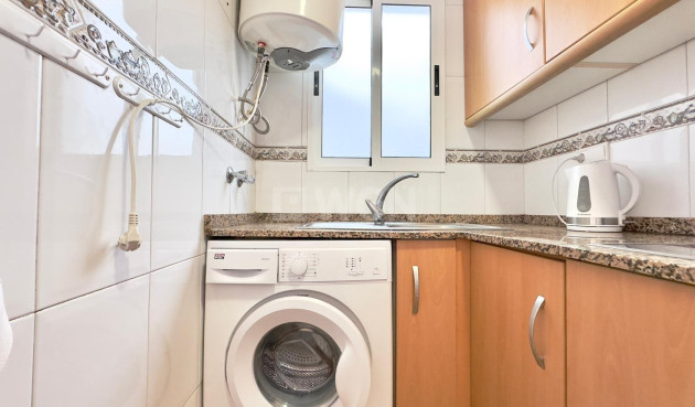 Wiederverkauf - Wohnung - Torrevieja - Centro