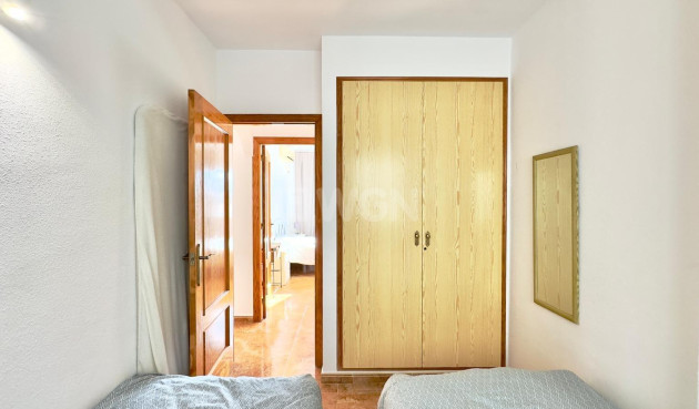 Wiederverkauf - Wohnung - Torrevieja - Centro