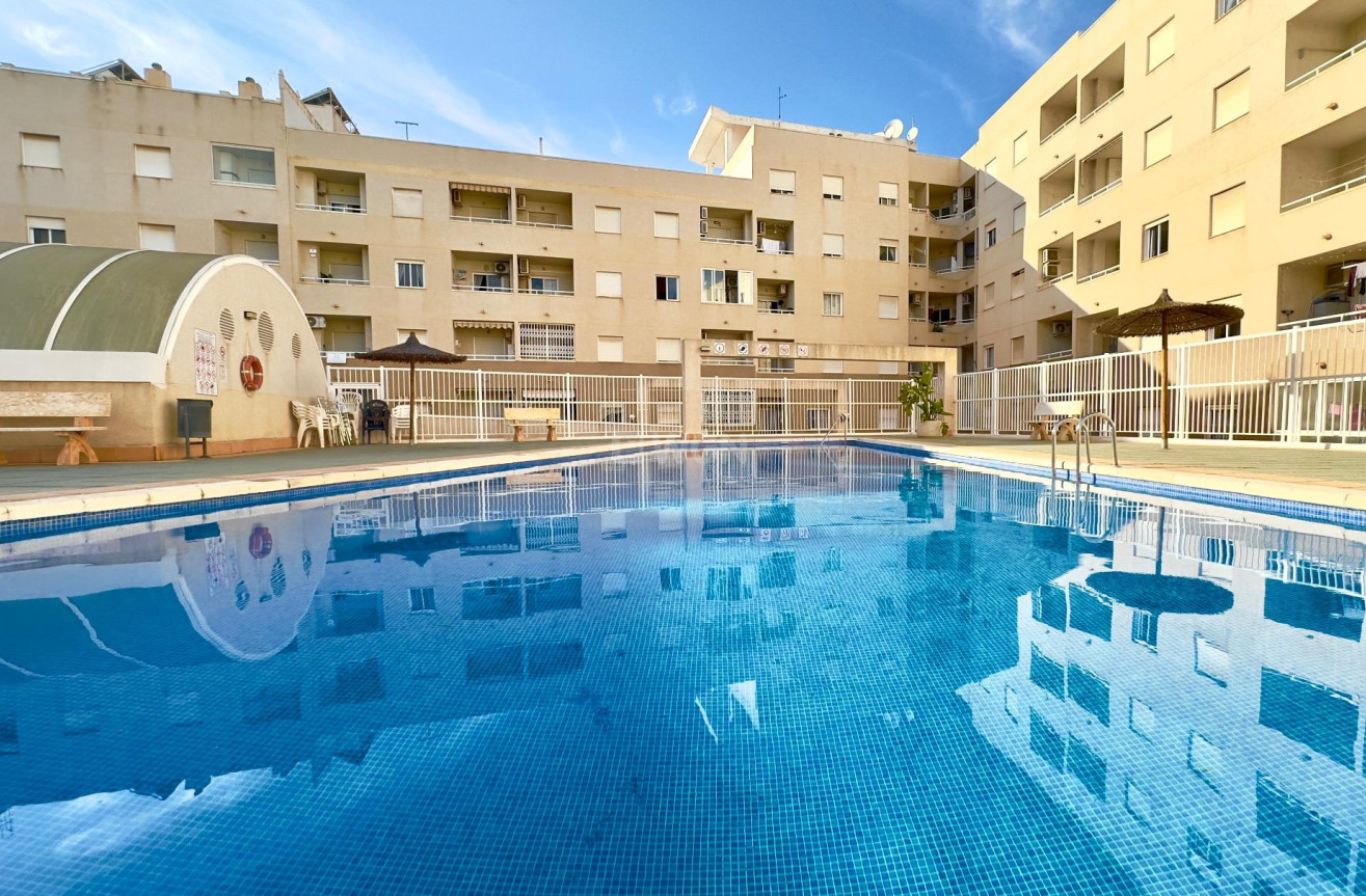 Wiederverkauf - Wohnung - Torrevieja - Centro
