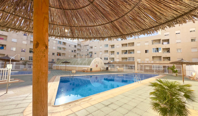 Wiederverkauf - Wohnung - Torrevieja - Centro