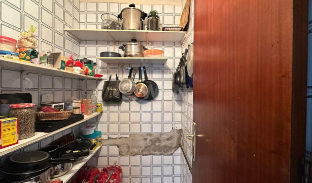 Resale - Apartment / flat - Torrevieja - Estacion De Autobuses