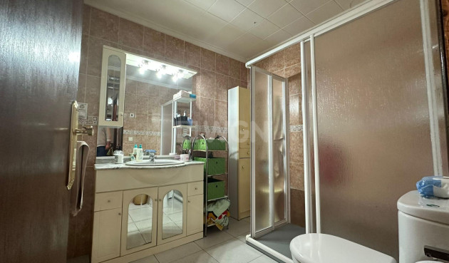 Resale - Apartment / flat - Torrevieja - Estacion De Autobuses