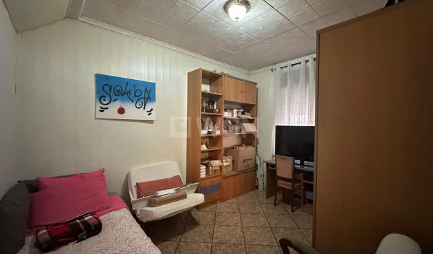 Resale - Apartment / flat - Torrevieja - Estacion De Autobuses