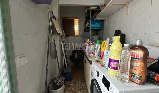 Resale - Apartment / flat - Torrevieja - Estacion De Autobuses