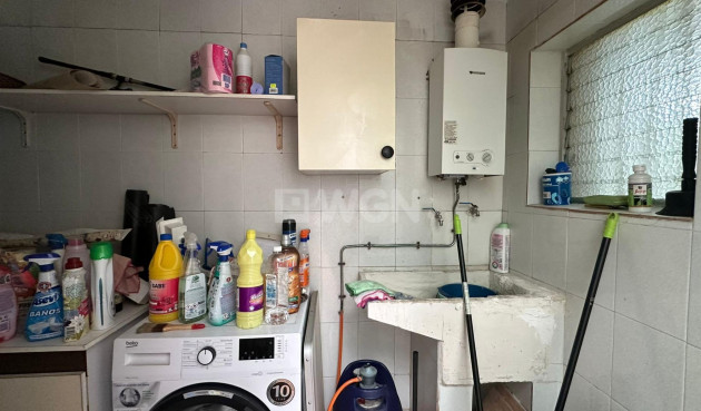 Resale - Apartment / flat - Torrevieja - Estacion De Autobuses