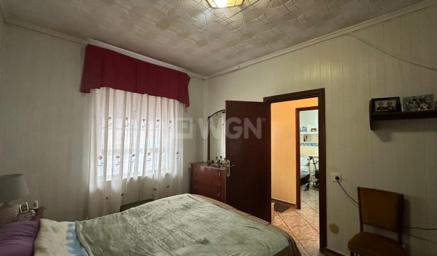 Resale - Apartment / flat - Torrevieja - Estacion De Autobuses