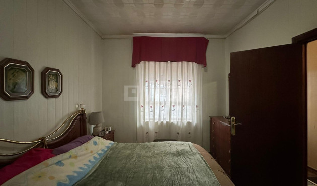 Resale - Apartment / flat - Torrevieja - Estacion De Autobuses