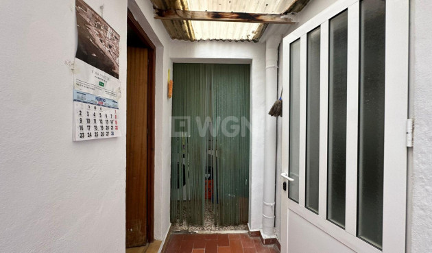 Resale - Apartment / flat - Torrevieja - Estacion De Autobuses