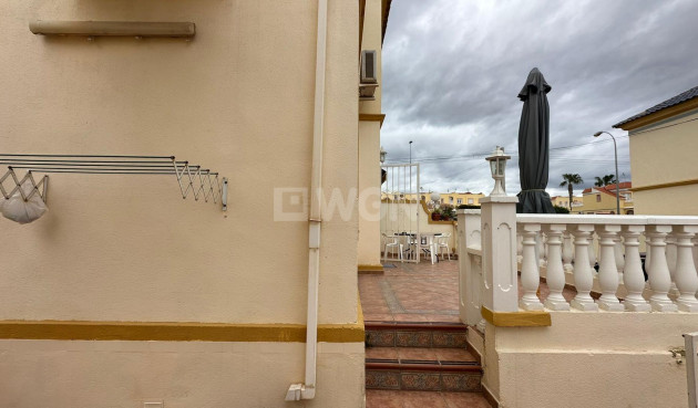 Odsprzedaż - Bungalow - Orihuela Costa - Los Almendros-la Florida