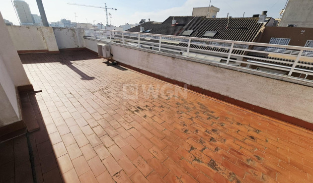 Resale - Apartment / flat - Torrevieja - Estacion De Autobuses